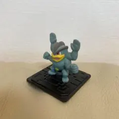 ポケモン　モンコレget カイリキー　ミニフィギュア