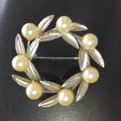 銀製パール真珠リース風ブローチ♡銀の葉型アンティークジュエリー♡昭和レトロ品