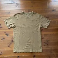 【UNIQLO】Mサイズ ブラウン Tシャツ