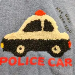 ポリスカー刺繍の青いトレーナー