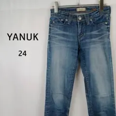 YANUK　Patricia　スキニーデニム　24　日本製　ウォッシュ加工のサムネイル