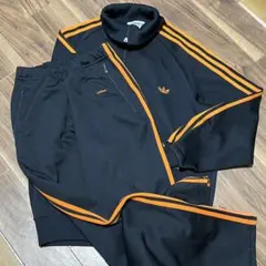 【大人気】ADIDAS トラックジャケットのみ