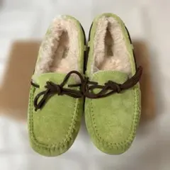 2026年最新】UGG カラー：グリーン系 レディース モカシンの人気