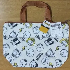 PEANUTSスヌーピー 保温保冷ランチバッグ Wポケット付き