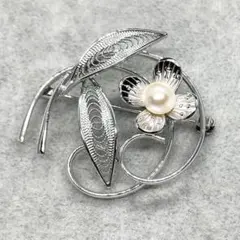 本真珠　あこや真珠　6.7mm ブローチ　フラワーモチーフ　入園式　結婚式