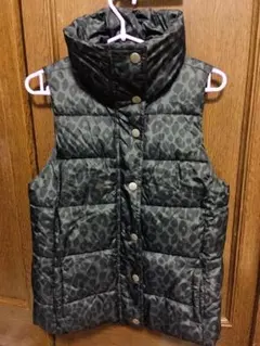 【美品】old navy オールドネイビー ダウンベスト ヒョウ柄 豹柄