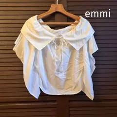 【お値下げ！】emmi ブラウス 白のサムネイル