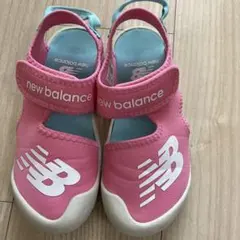 New Balance ピンク サンダル　19センチ