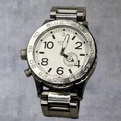 廃盤品✨️NIXON ニクソン クォーツ 42-20腕時計 CHRONO ダイバーのサムネイル