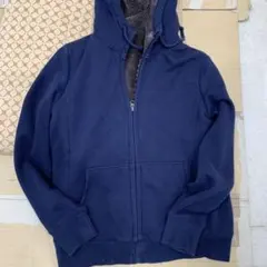 これで寒さ対策厚手パーカー フルジップ ユニクロMサイズ
