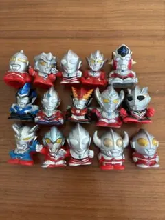 ウルトラマン 指人形　フィギュア15体セット
