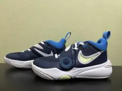 新品 17.0cm ナイキ バッシュ チームハッスル D11 DV8996