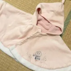 アンパンマン　ポンチョ　ピンク　女の子　アンパンマンミュージアム