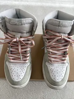 NIKE Air Jordan 1 ホワイト/グレー ハイカット