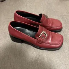 赤 レザー ローファー ヒールのサムネイル