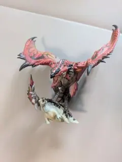 モンスターハンター　リオレウス フィギュア
