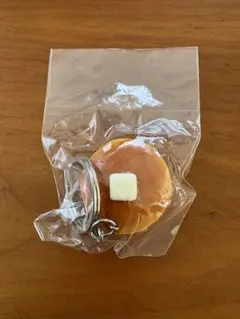 ジャクソンマティス パンケーキ型アクリルキーホルダー