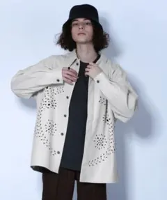 HARE　フェイクレザーデザインシャツ ホワイトのサムネイル