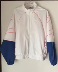 adidas ブルゾンのサムネイル