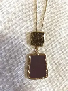 A.V.V ブラウン ダブルペンダント ネックレス　未使用