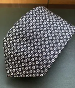 GUCCI 幾何学模様 シルクネクタイ