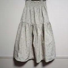 ドット柄 フレアロングスカート クリーム色 軽量 カジュアル おしゃれ