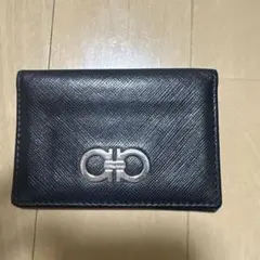 Salvatore Ferragamo カードケース