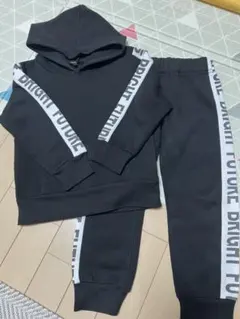 ブラック フード付き スウェットセット 110