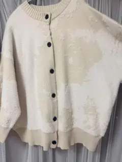 JEANASIS クリーム色カーディガンのサムネイル