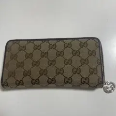 GUCCIのGGキャンバス製長財布