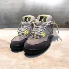 Air Jordan 4 Retro “Neon”