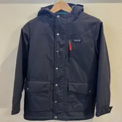 patagonia キッズアウター/M(10)
