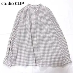 【春先に◎美品】スタディオクリップ　襟フリルバンドカラー長袖ブラウス　チェック柄