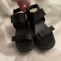UNITED NUDE 厚底サンダル ブラックのサムネイル