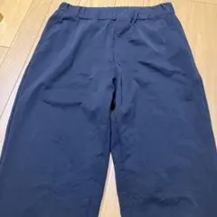 ユニクロ　パンツ160 黒