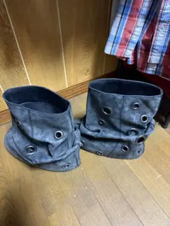 YELLO ハトメ　MERCURIOSHORTBOOTS サイズLのサムネイル