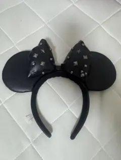 ミッキーマウス耳カチューシャ 黒 スタッズ付き