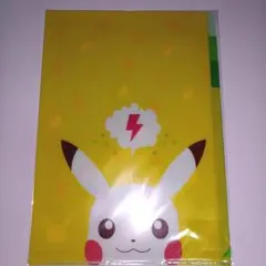 新品未開封★ピカチュウ　A4クリアファイル　3ポケットファイル