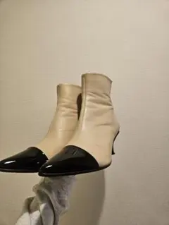 Item thumbnail for item f3a48bfc-f2cc-47e0-bbc4-1ddd04bfafaa