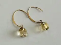 天然石チャーム フープピアス