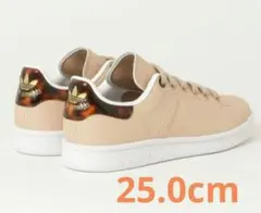 美品★adidas スタンスミス★スニーカー ベージュ☓ゴールド 25.0のサムネイル