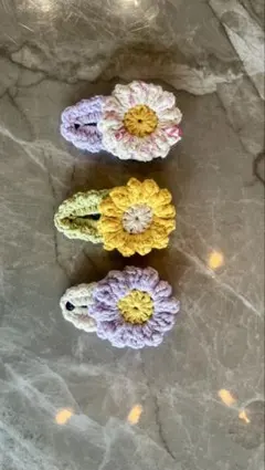 かぎ針編み　花デザインヘアピン3個セット