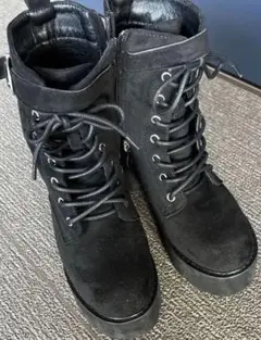 ショートブーツ　22.5cm ブーツ　ギャル　厚底ブーツ　黒　チャンキーヒール