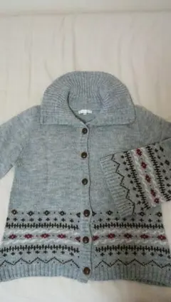 襟付きカーディガン