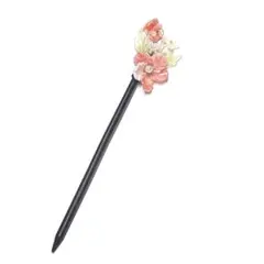 花飾り付きのかんざし
