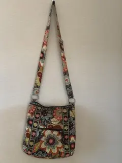 Disney Vera Bradley 花柄ショルダーバッグ