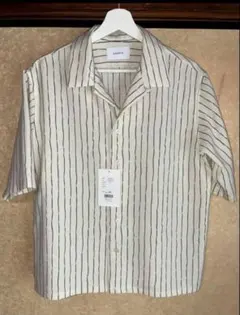 【新品未使用タグ付】soerte LOOSE OPEN COLLAR SHIRTのサムネイル