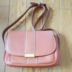 Item thumbnail for item 7b0e14af-5d31-468a-9b12-0120bc8bb60a