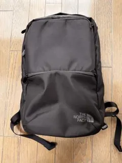 [ザノースフェイス] ビジネスリュック シャトルコレクション デイパック スリム