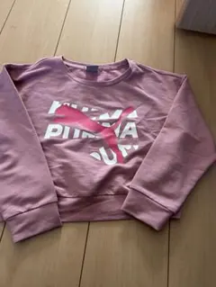 PUMAピンク クロップド トレーナー M128センチ